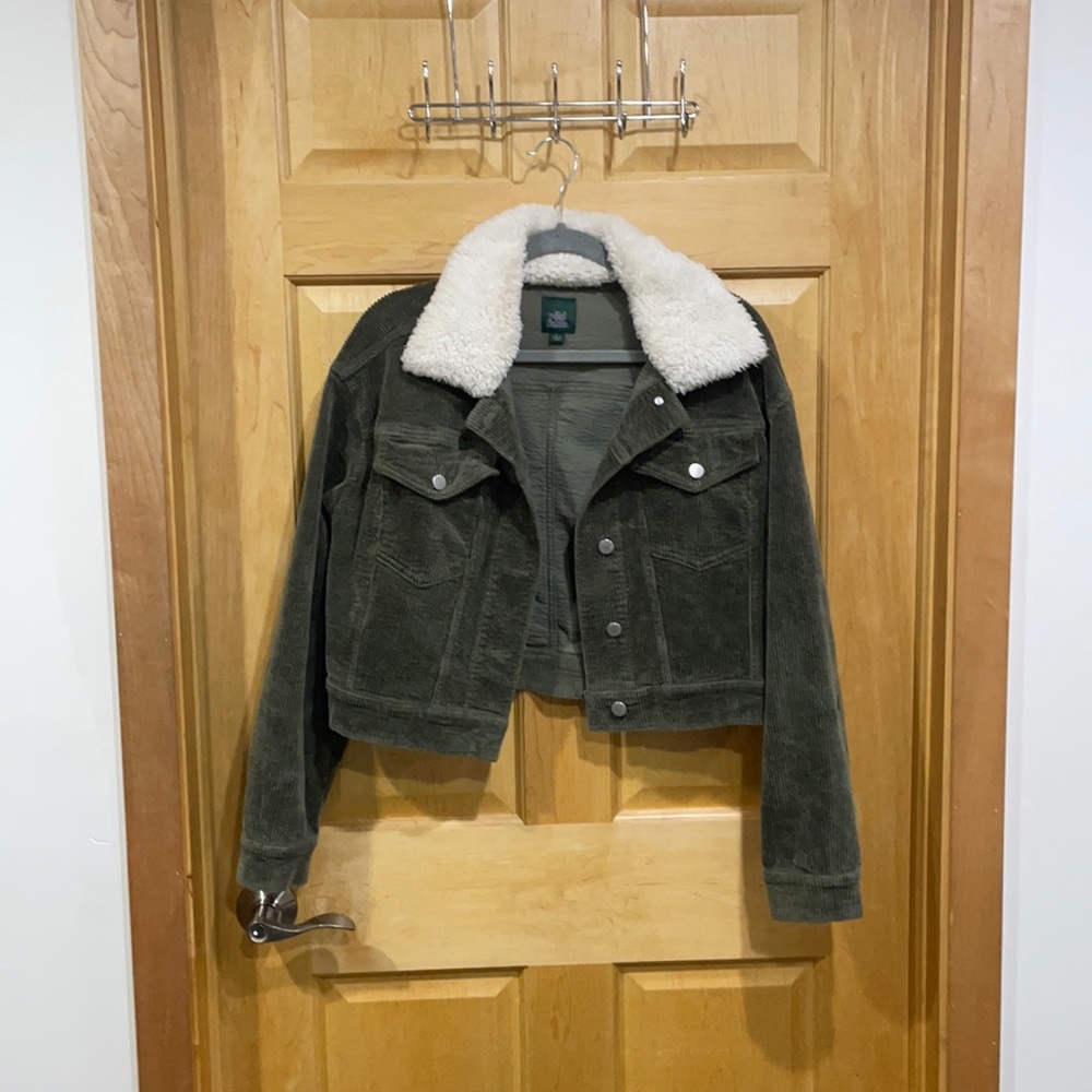 green, cropped, wild fable corduroy jacket size L